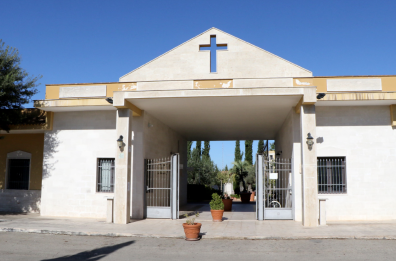 «Cimitero di Talsano, loculi terminati»: l'allarme sui social per un problema che dura da anni