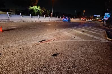 Attraversa la strada sulla provinciale Bitritto-Bari all'altezza del San Nicola: donna muore investita