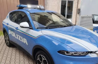 Potenza, rubano in un supermercato: foglio di via per una coppia