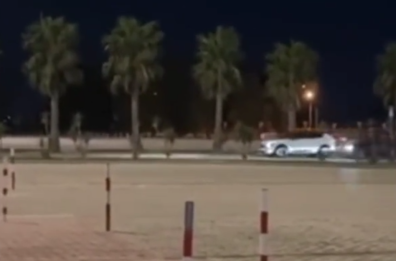 Foggia, al centro commerciale rubano il suv con la tecnica della «spintarella» davanti a tutti: il video diventa virale