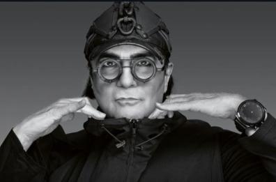 Renato Zero torna in concerto a Bari: al Palaflorio è tempo de «L'orazero»