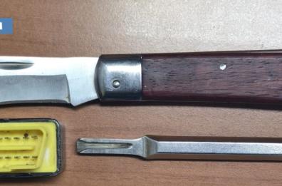 Grottaglie, non accetta la separazione e si apposta sotto casa della ex: arrestato, nell'auto aveva un coltello