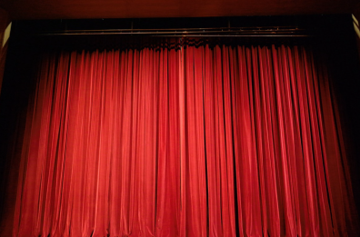 Non si può far teatro se non c'è la dignità