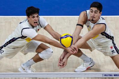 Mondiali di volley, l'Italia vola in semifinale: gli azzurri del salentino de Giorgi tra le prime 4 al mondo 