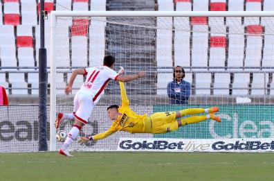 Prima vittoria del Bari: contro il Padova al San Nicola vince 2-1