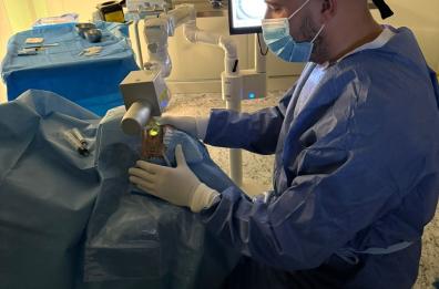 Matera, all’Ospedale Madonna delle Grazie si tratta la cornea con il cross-linking per il cheratocono