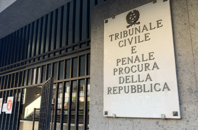 Taranto, aggredì il marito con un coltello: 43enne torna libera