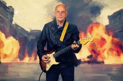 «Sta andando tutto male»... ma non per Domenico Bini, il «Maestro» del web che da Trani trasforma il caos in musica