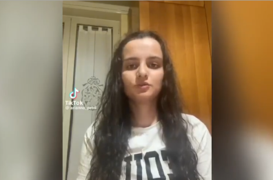 Deepfake porno affissi per la città di Foggia: ci sono più indagati per il caso di Arianna Petti