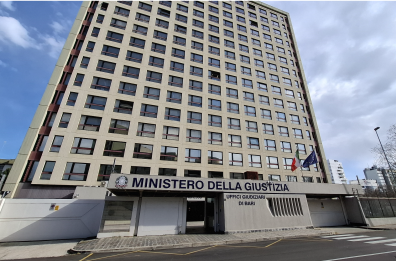 Conversano, autorizzazioni per la «Casa del Commiato»: perquisizioni tra funzionari e tecnici comunali. Accertamenti dopo un esposto