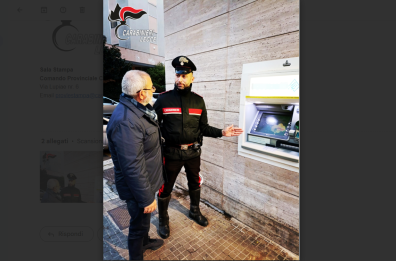 Salento, lascia scontrino dopo prelievo bancomat e le svuotano il conto: i consigli dei Carabinieri di Lecce Salento, lascia scontrino dopo prelievo bancomat e le svuotano il conto: i consigli dei Carabinieri di Lecce