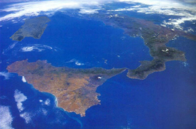 Investire sulla formazione significa avere meno giovani in fuga Investire sulla formazione significa avere meno giovani in fuga