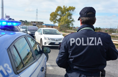 Bari, agente trasferito perché denuncia presunti illeciti dei colleghi. I giudici: «È stata una ritorsione»