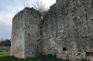Casale di Fulciliano: storia, leggenda (e abbandono) ecco il castello che non ti aspetti FOTO Casale di Fulciliano: storia, leggenda (e abbandono) ecco il castello che non ti aspetti FOTO