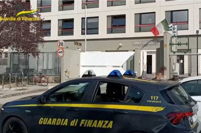 Dentisti baresi visitavano in nero grazie a un software: in 28 risarciscono il Fisco