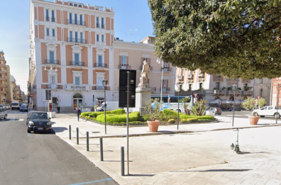 Spaccio, risse e parcheggi abusivi: a Bari emessi 8 Daspo in dieci giorni. Coinvolto anche un minorenne Spaccio, risse e parcheggi abusivi: a Bari emessi 8 Daspo in dieci giorni. Coinvolto anche un minorenne