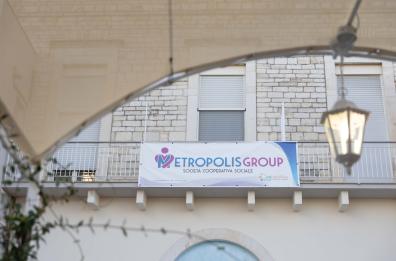 Sanità, ultimatum della Regione a Metropolis: «Sistemi il personale o chiuda le sue 32 strutture» Sanità, ultimatum della Regione a Metropolis: «Sistemi il personale o chiuda le sue 32 strutture»