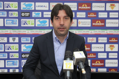 Lecce calcio, il ds Trinchera soddisfatto: «Il Lecce ha un’identità, siamo solidi. Ora servono più gol»