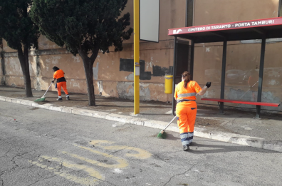 Taranto, ipotesi ristrutturazione Amiu per il «rosso» da 43 milioni. L’Amministrazione: no a ricapitalizzazione Taranto, ipotesi ristrutturazione Amiu per il «rosso» da 43 milioni. L’Amministrazione: no a ricapitalizzazione