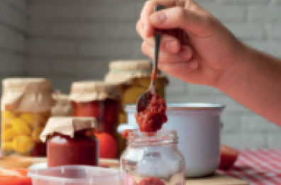 La rivoluzione del gusto torna in cucina: dal pane alle conserve, dai dolci ai fermentati La rivoluzione del gusto torna in cucina: dal pane alle conserve, dai dolci ai fermentati