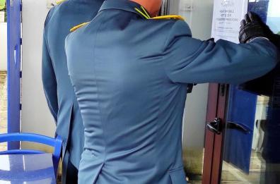 Scoperta struttura turistica abusiva da sogno a Tricase, peccato sia illegale: sequestrati 3.100 mq sul mare