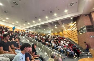 Semestre filtro Medicina, oggi il primo appello. Udu Bari: «Percorso che nuoce alla salute del sistema formativo e degli studenti»