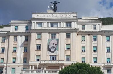 S.Giovanni Rotondo, eseguita su due donne gastroplastica che riduce la fame: primo intervento al Sud