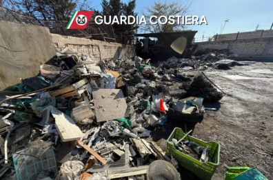 Foggia, azienda rottami metallici smaltiva rifiuti illegalmente: sequestrato piazzale