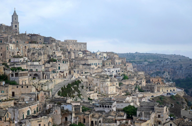 Quelle liturgie meridionali che fanno fuggire i giovani