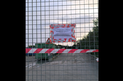 Ostuni, faro sullo stoccaggio rifiuti: sequestro preventivo per l’isola ecologica di Santa Caterina