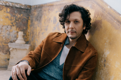 Dopo Sanremo, Ermal Meta sarà in giro con il tour nei club: il 22 maggio tappa pugliese a Molfetta