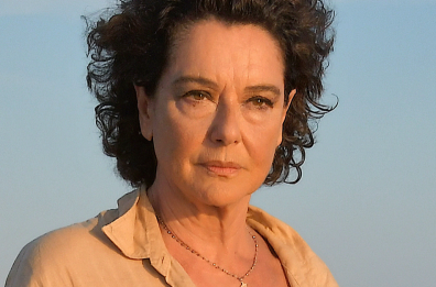 Il Teatro Metamorfosi di Rutigliano inaugura la stagione con Monica Guerritore in «La sera della prima»