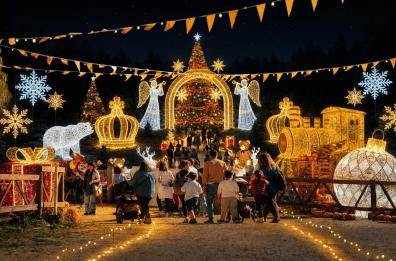 A Gallipoli si accende il Parco d'Inverno al Parco Gondar, il più grande Villaggio di Natale di Puglia con luminarie, mercatini, spettacoli A Gallipoli si accende il Parco d'Inverno al Parco Gondar, il più grande Villaggio di Natale di Puglia con luminarie, mercatini, spettacoli