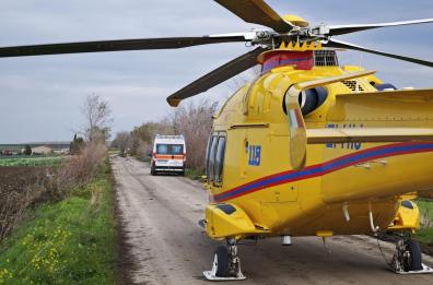 Tragedia nelle campagne di Ascoli Satriano: uomo muore schiacciato dal trattore
