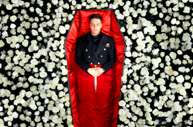 «Anche gli eroi muoiono», Kid Yugi svela titolo e copertina del nuovo album, un progetto concettuale tra rap, introspezione e cinema «Anche gli eroi muoiono», Kid Yugi svela titolo e copertina del nuovo album, un progetto concettuale tra rap, introspezione e cinema