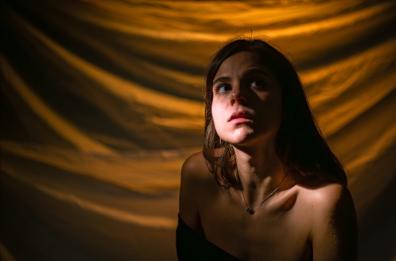 «Something is changing at home»: il debutto di Gaia Rollo è un diario sonoro che racconta il cambiamento verso l'età adulta