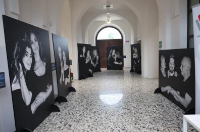 Bari, &laquo;Woman for Woman aganist violence&raquo;: a Bari in 21 scatti la forza delle donne