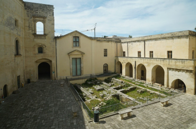 Lecce, alla scoperta dei presepi d&rsquo;arte tra castello e chiese