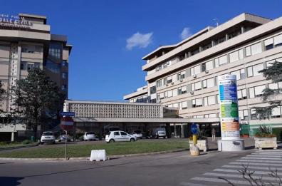 Casarano, paura al pronto soccorso nella notte di Natale: due infermiere aggredite da una paziente