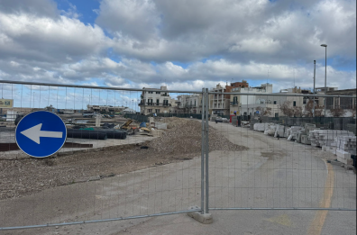 Bari, movida sfrattata da spiagge e costa. E il centro scoppia di gente 