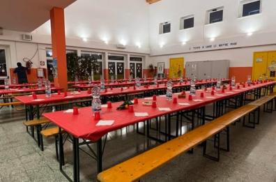 Salve, sindaco e amministratori mettono i grembiuli per la Cena solidale 