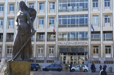 Bari, per anni l'assicurazione le nega il risarcimento dopo un grave incidente: la compagnia dovr&agrave; pagare 455mila euro 