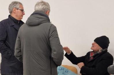 Canosa, digiunava contro disservizi  sanitari: &laquo;Scusatemi, ma non riesco, non sto bene&raquo;