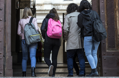 Mentre tutto cambia tutto resta immobile