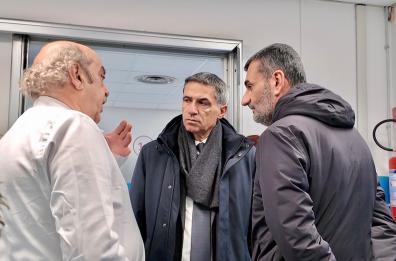 Emergenza pronto soccorso in Puglia, Decaro al Perrino di Brindisi: &laquo;Capiremo come colmare la carenza di medici&raquo; VIDEO