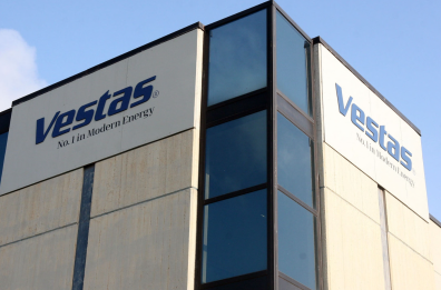 Taranto, sciopero a oltranza e presidio permanente dei lavoratori di Vestas Italia 