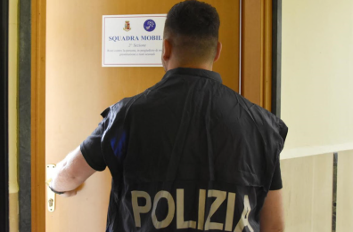 Matera, 20enne accusato di abusi sessuali su una minorenne: ai domiciliari