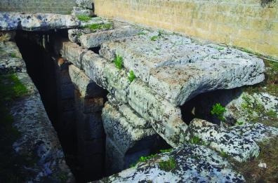 Il Salento e le sue architetture idriche, uno studio tra geologia, storia e paesaggio sulle opere dell&rsquo;acqua realizzate nei secoli