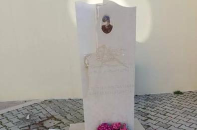 San Giovanni Rotondo, danneggiata la lapide del partigiano Corritore: &laquo;Vogliono sdoganare il fascismo&raquo;