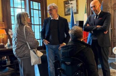 Bari, dopo la denuncia alla Gazzetta il sindaco incontra Giuseppe, lo studente disabile: &laquo;Diritto all'inclusione non negoziabile&raquo;